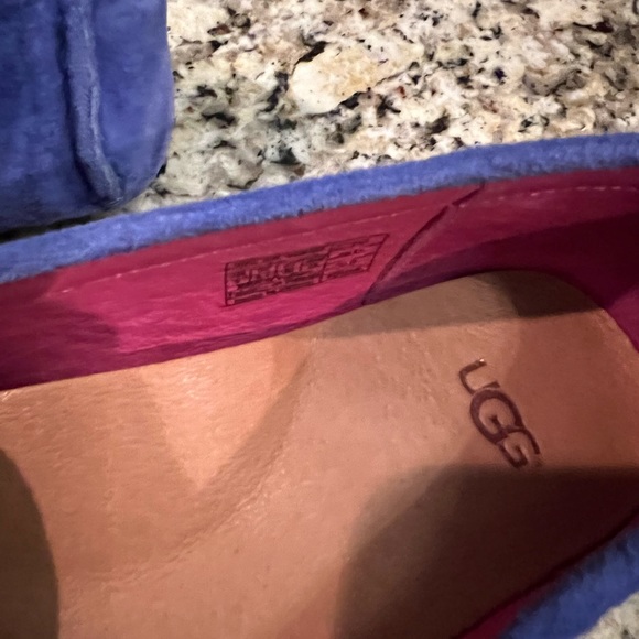 UGG suede loafer - Picture 6 of 6